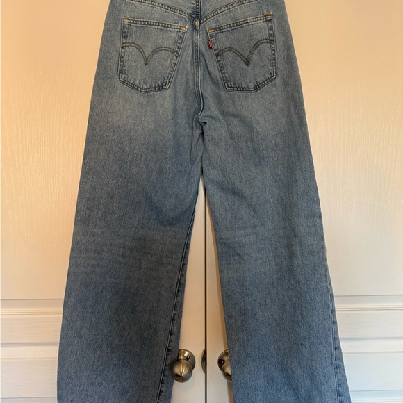 Levi’s Ribcage Wide Leg - Picture 3 of 5